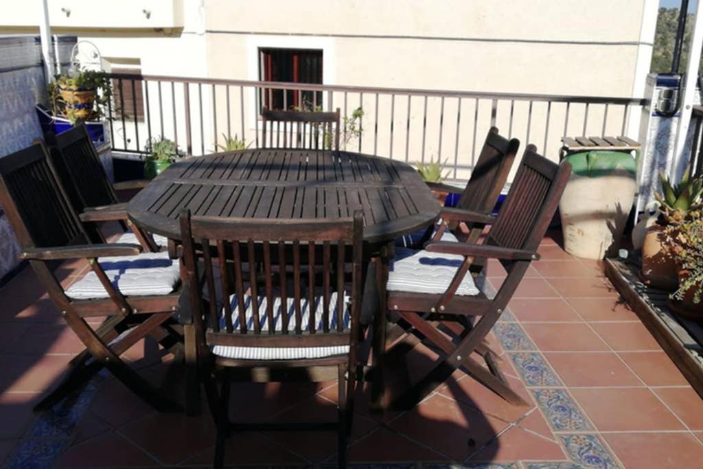 Casa Con Terraza/Confortable House With Terrace Aigues Exterior foto